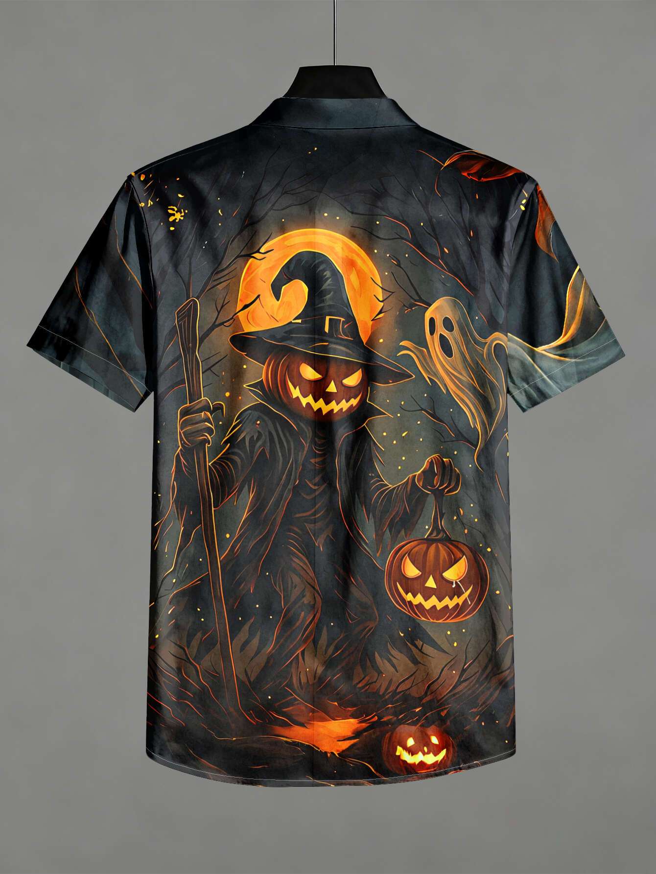 Men Casual Short-Sleeve Shirt with Pumpkin Scarecrow And Ghosts Pattern in Moonlit Forest Men's Top Trendy Button-Up Shirts