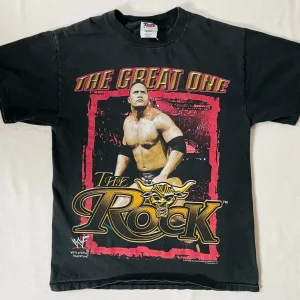 WWF Wrestling 2001 The Rock Dwayne Johnson T Shirt Black Medium Great One long or short sleeves